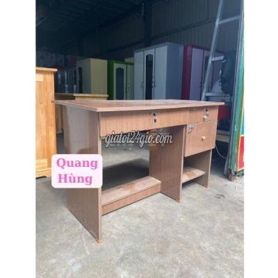 Bàn Ghế Quận 12 - Hồ Chí Minh Bàn Làm Việc Gỗ Ép 3 Hộc Kéo Có Khóa Giá Sỉ Bàn Ghế Quận 12 - Hồ Chí Minh Bàn Làm Việc Gỗ Ép 3 Hộc Kéo Có Khóa Giá Sỉ
