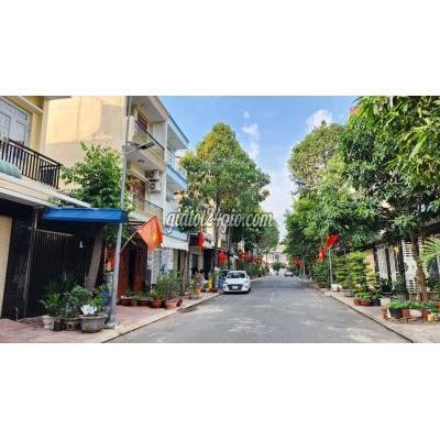 Mua Bán Đất Thành Phố Dĩ An - Bình Dương Đất Có Nhà Tại Kdc Toa Xe Cách Lý Thường Kiệt 200m Mua Bán Đất Thành Phố Dĩ An - Bình Dương Đất Có Nhà Tại Kdc Toa Xe Cách Lý Thường Kiệt 200m