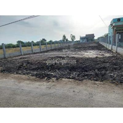 Mua Bán Đất Huyện Phú Riềng - Bình Phước Cần Bán 390m2 Có 100m2 Thổ Cư .giá 260tr Mua Bán Đất Huyện Phú Riềng - Bình Phước Cần Bán 390m2 Có 100m2 Thổ Cư .giá 260tr