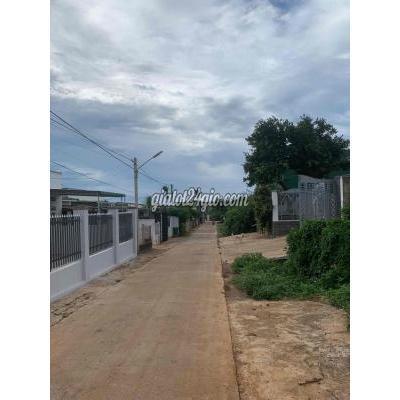 Mua Bán Đất Thị Xã Buôn Hồ - Đắk Lắk Lô 2 Mặt Tiền Trước Sau Hùng Vương Ng.chí Thang Mua Bán Đất Thị Xã Buôn Hồ - Đắk Lắk Lô 2 Mặt Tiền Trước Sau Hùng Vương Ng.chí Thang