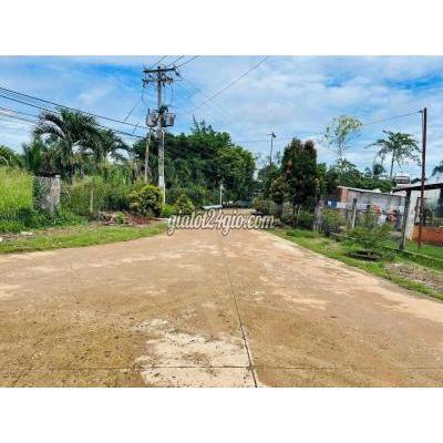 Mua Bán Đất Thành Phố Long Khánh - Đồng Nai Bán Vườn Có Phủ Hồng Đất Ở Tại Phường Xuân Lập 920tr/ Sào Mua Bán Đất Thành Phố Long Khánh - Đồng Nai Bán Vườn Có Phủ Hồng Đất Ở Tại Phường Xuân Lập 920tr/ Sào