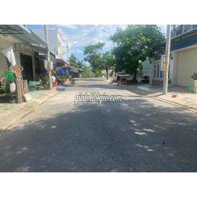 Mua Bán Đất Huyện Cần Giuộc - Long An Bán Đất Mặt Tiền Mua Bán Đất Huyện Cần Giuộc - Long An Bán Đất Mặt Tiền