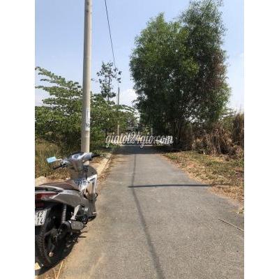 Mua Bán Đất Huyện Cần Đước - Long An Chính Chủ Bán Đất Mặt Tiền Đường 5m, Cách Đt826 30m, Kế Tttm Mua Bán Đất Huyện Cần Đước - Long An Chính Chủ Bán Đất Mặt Tiền Đường 5m, Cách Đt826 30m, Kế Tttm