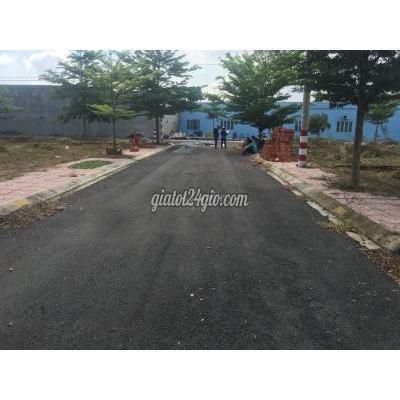 Mua Bán Đất Huyện Đức Hòa - Long An Cần Bán Lô Đất Mt Tĩnh Lộ 10 ,xã Đức Hòa Đông ,đức Hòa Mua Bán Đất Huyện Đức Hòa - Long An Cần Bán Lô Đất Mt Tĩnh Lộ 10 ,xã Đức Hòa Đông ,đức Hòa