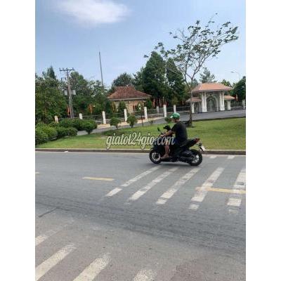 Mua Bán Đất Huyện Hóc Môn - Hồ Chí Minh Đất Mặt Tiền Phan Văn Hớn Cần Bán Gấp Mua Bán Đất Huyện Hóc Môn - Hồ Chí Minh Đất Mặt Tiền Phan Văn Hớn Cần Bán Gấp