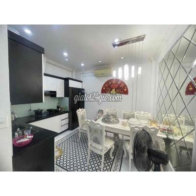 Mua Bán Nhà Ở Quận Long Biên - Hà Nội 5,2 Tỷ , Nhà 4 Tầng , Ô Tô Đỗ Cửa , Ngọc Thuỵ Long Biên Mua Bán Nhà Ở Quận Long Biên - Hà Nội 5,2 Tỷ , Nhà 4 Tầng , Ô Tô Đỗ Cửa , Ngọc Thuỵ Long Biên