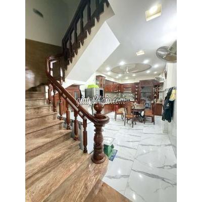 Bán Nhà Tân Phú - Hồ Chí Minh