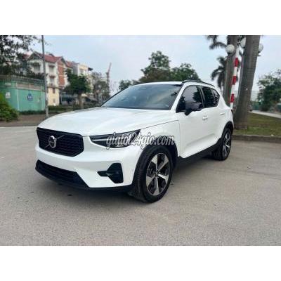 Ô Tô Cũ Long Biên - Hà Nội Ô Tô Cũ Long Biên - Hà Nội
