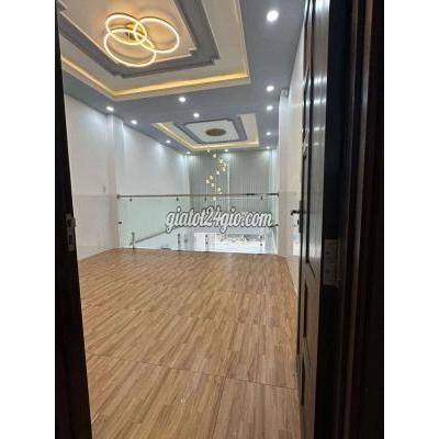 Bán Nhà Tân Phú - Hồ Chí Minh