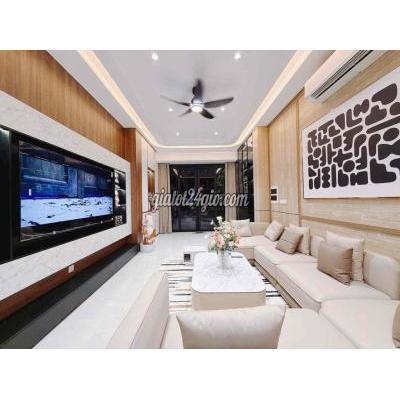 Bán Nhà Quận 7 - Hồ Chí Minh
