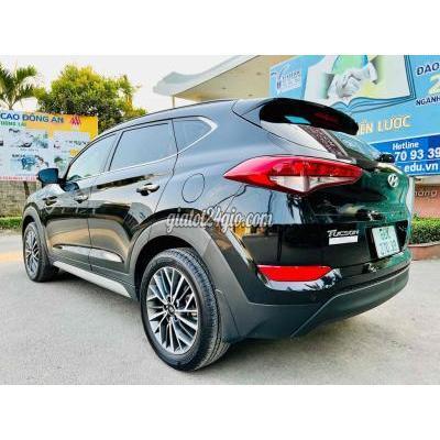 Ô Tô Thành Phố Dĩ An - Bình Dương Tucson 2.0 Bản Đặc Biệt 2018 Chuẩn Zin Đẹp. Ô Tô Thành Phố Dĩ An - Bình Dương Tucson 2.0 Bản Đặc Biệt 2018 Chuẩn Zin Đẹp.