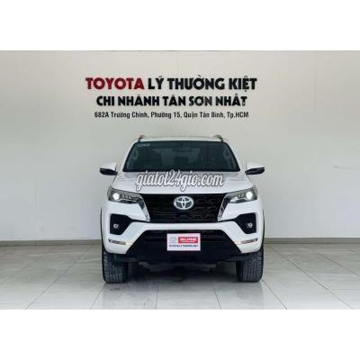 Ô Tô Quận Tân Bình - Hồ Chí Minh Toyota Fortuner 2.4at 4x2 2021 Ô Tô Quận Tân Bình - Hồ Chí Minh Toyota Fortuner 2.4at 4x2 2021