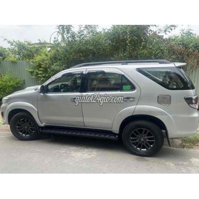 Ô Tô Quận 6 - Hồ Chí Minh Toyota Fortuner 2016 Số Sàn Màu Bạc Ô Tô Quận 6 - Hồ Chí Minh Toyota Fortuner 2016 Số Sàn Màu Bạc