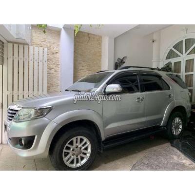 Ô Tô Quận Gò Vấp - Hồ Chí Minh Gia Đình Cần Bán Xe Fortuner Bản V Số Tự Động Ô Tô Quận Gò Vấp - Hồ Chí Minh Gia Đình Cần Bán Xe Fortuner Bản V Số Tự Động