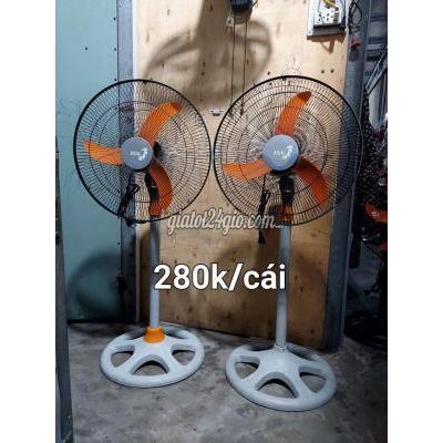 Quạt Quận Cẩm Lệ - Đà Nẵng Quạt Cao,chạy Mạnh Êm.màu Trắng Quạt Quận Cẩm Lệ - Đà Nẵng Quạt Cao,chạy Mạnh Êm.màu Trắng