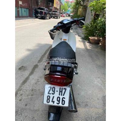 Xe Máy Quận Long Biên - Hà Nội Xe Gia Đình Mới Dọn Mới Đi Đuoejc 26km Từ Lưc Dọn Xe Máy Quận Long Biên - Hà Nội Xe Gia Đình Mới Dọn Mới Đi Đuoejc 26km Từ Lưc Dọn