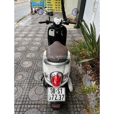 Xe Máy Thành Phố Rạch Giá - Kiên Giang Scoopy 2021. Zin Cọp. Chủ Phố Rg. Đủ Phụ Kiện Xe Máy Thành Phố Rạch Giá - Kiên Giang Scoopy 2021. Zin Cọp. Chủ Phố Rg. Đủ Phụ Kiện