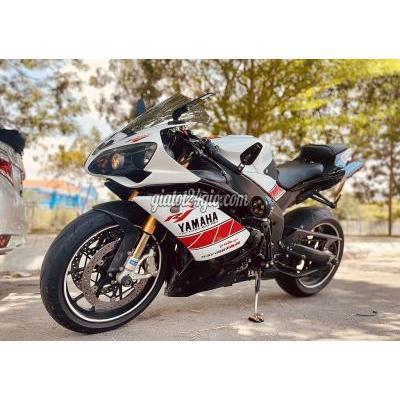 Xe Máy Thành Phố Thủ Đức - Hồ Chí Minh Yamaha R1- 1000cc Đăng Ký Lần Đầu 2012 Xe Đẹp. Xe Máy Thành Phố Thủ Đức - Hồ Chí Minh Yamaha R1- 1000cc Đăng Ký Lần Đầu 2012 Xe Đẹp.