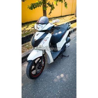 Xe Máy Huyện Bình Chánh - Hồ Chí Minh Xe Sh 150 Trắng Đen V3 Mới 90% Xe Máy Huyện Bình Chánh - Hồ Chí Minh Xe Sh 150 Trắng Đen V3 Mới 90%