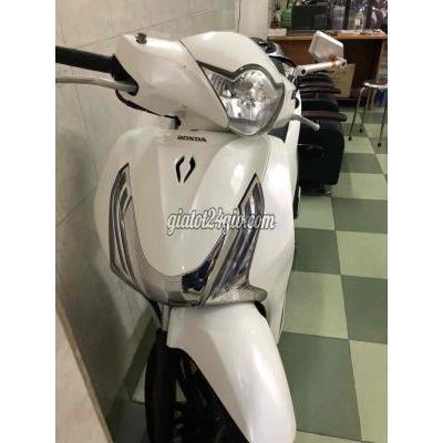 Xe Máy Quận Phú Nhuận - Hồ Chí Minh Bán Sh125i Đời 2015 Trắng-đen Xe Máy Quận Phú Nhuận - Hồ Chí Minh Bán Sh125i Đời 2015 Trắng-đen