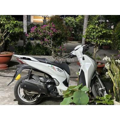 Xe Máy Quận 11 - Hồ Chí Minh Bán Sh300i Xe Máy Quận 11 - Hồ Chí Minh Bán Sh300i
