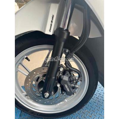 Xe Máy Quận Tân Bình - Hồ Chí Minh Sh 125i Cbs 08/2020 Như Mới Xe Máy Quận Tân Bình - Hồ Chí Minh Sh 125i Cbs 08/2020 Như Mới