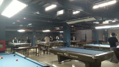 28 club - khu bể bơi