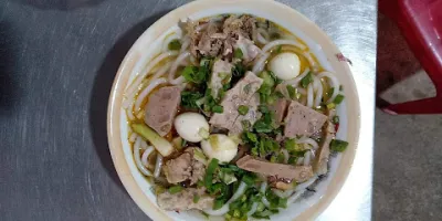 bánh canh cô trinh - nhà hàng chuyên phục vụ bữa sáng