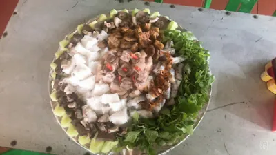 bánh cuốn nóng nguyên hiền - nhà hàng