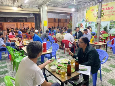 bánh hỏi, cháo lòng, tiết canh vịt 47 nguyễn tương, phan thiết, bình thuận - nhà hàng