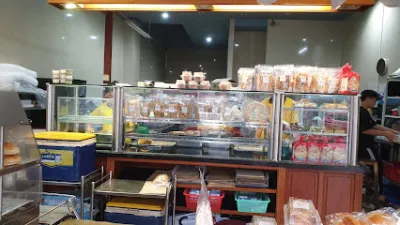 bánh mì 110 - tiệm bánh