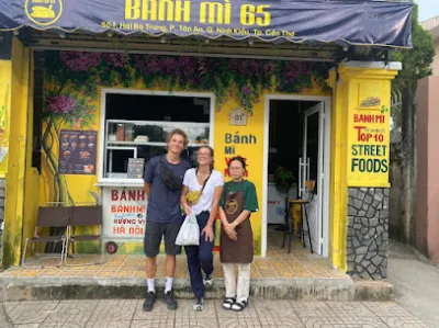 bánh mì 65 - nhà hàng