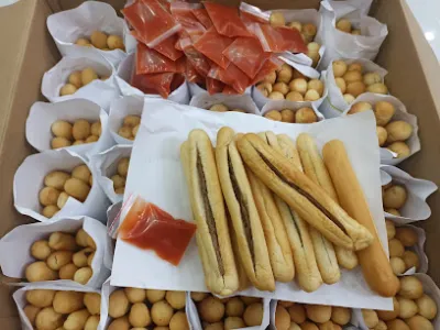 bánh mì cay hải phòng - tiệm bánh