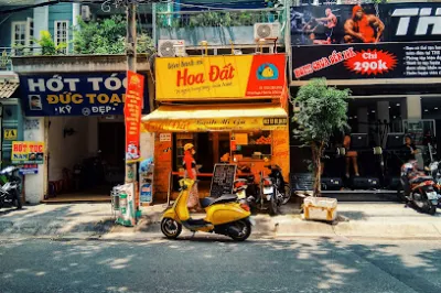 bánh mì gà hoa đất - tiệm bánh