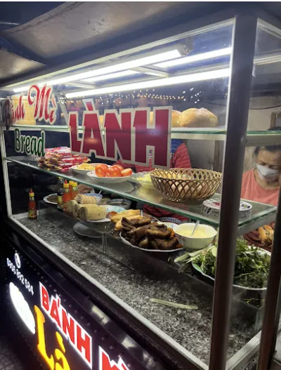 bánh mì lành - nhà hàng