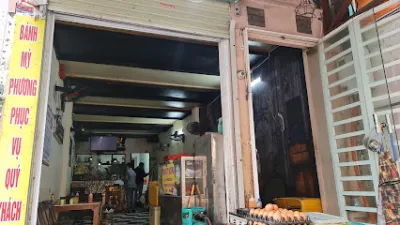 bánh mì phương - tiệm bánh