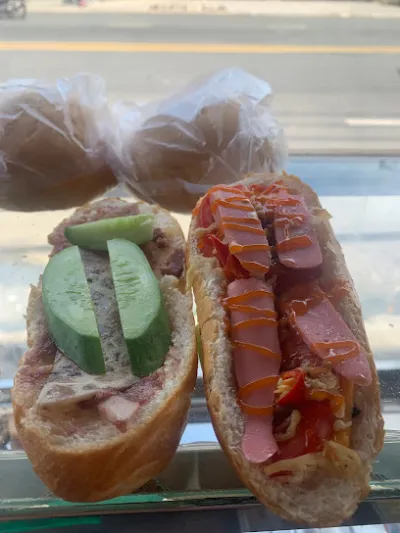 bánh mì số dzách - nhà hàng bánh mì số dzách - nhà hàng