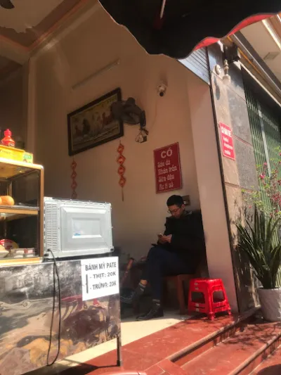bánh mì - trà đá ông hợp - tiệm bánh