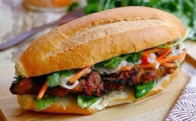 bánh mì vương sùng kiếm - tiệm bánh
