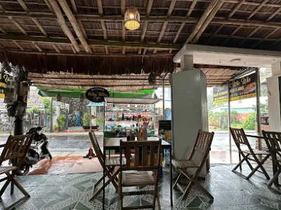 bánh mì win win bakery restaurant - an bàng beach hội an - nhà hàng