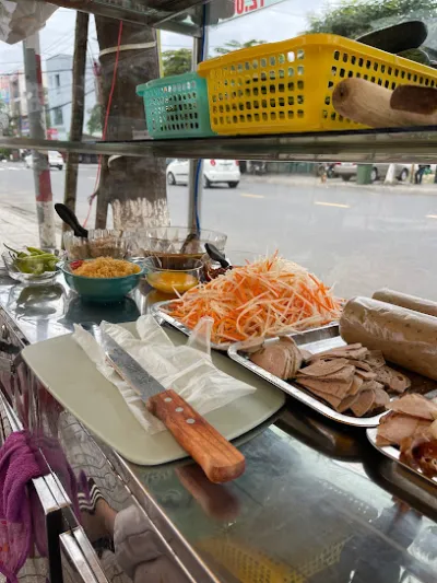 bánh mỳ chả thịt xíu - tiệm bánh