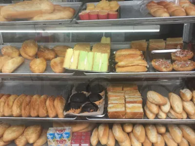 bánh mỳ đồng quang - tiệm bánh