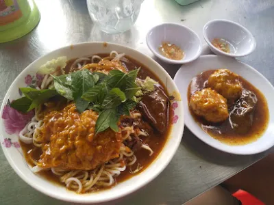 bánh tầm - mì vịt tiềm bà ba - quán mì bánh tầm - mì vịt tiềm bà ba - quán mì