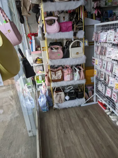 bon shop phụ kiện - quà tặng - cửa hàng phụ kiện thời trang