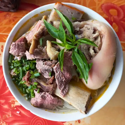 bún bò cô vui - nhà hàng chuyên phục vụ bữa sáng bún bò cô vui - nhà hàng chuyên phục vụ bữa sáng