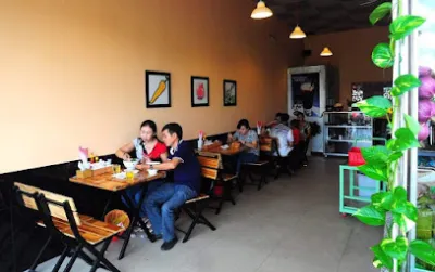 bún bò huế cô xuân - hue beef noodles soup - nhà hàng