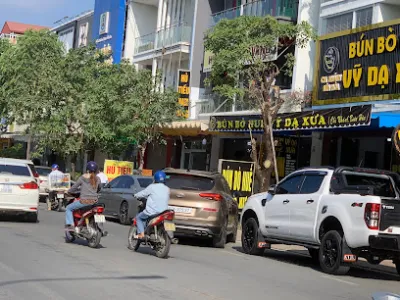 bún bò huế vỹ dạ xưa - khu ăn uống