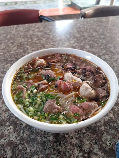 bún bò vân bốn - nhà hàng