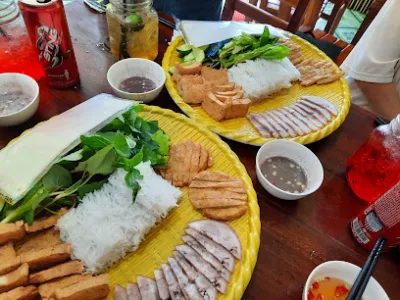 bún đậu mắm tôm phố cổ gr - quán ăn nhỏ