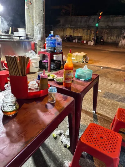 bún đỏ tú - quán ăn nhỏ